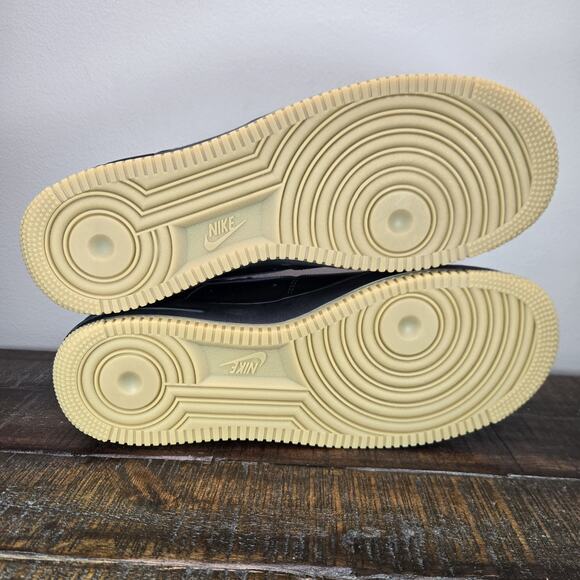Nike Air Force 1 Low \'07 Mens Size 11.5 Lifestyle Shoe Black Gum 2022 DZ4404-001 main image 7